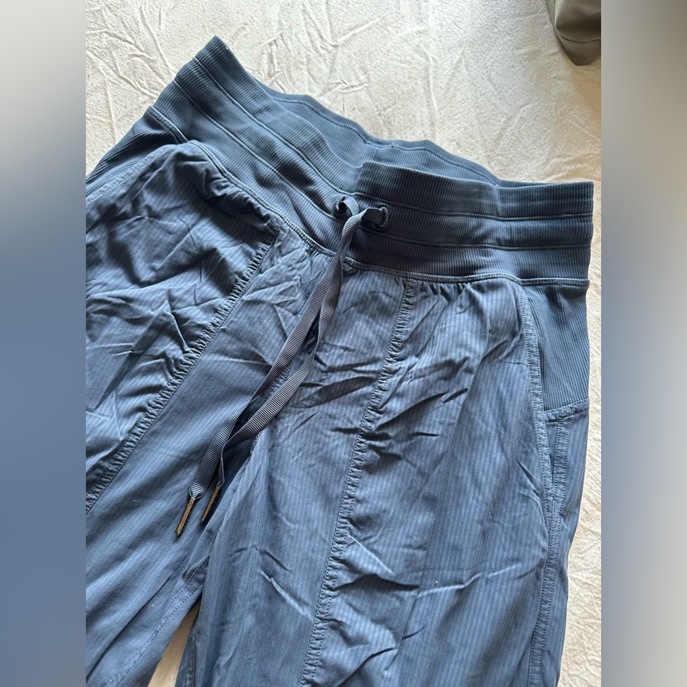 Lululemon Navy blue joggers!